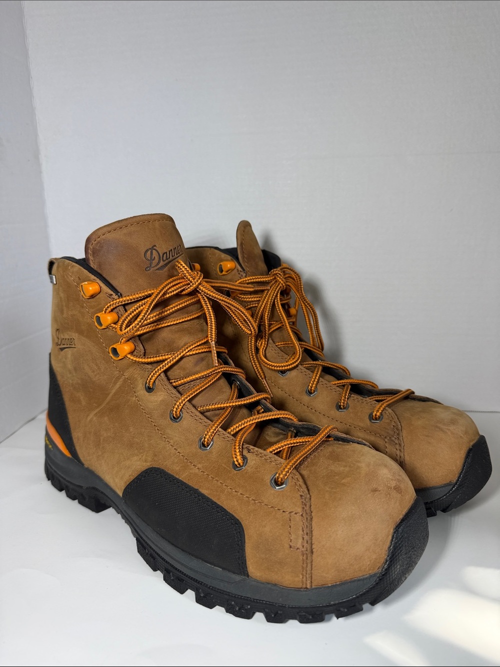 Danner Men’s Work Boots Size 10.5 Brown Waterproof EUC